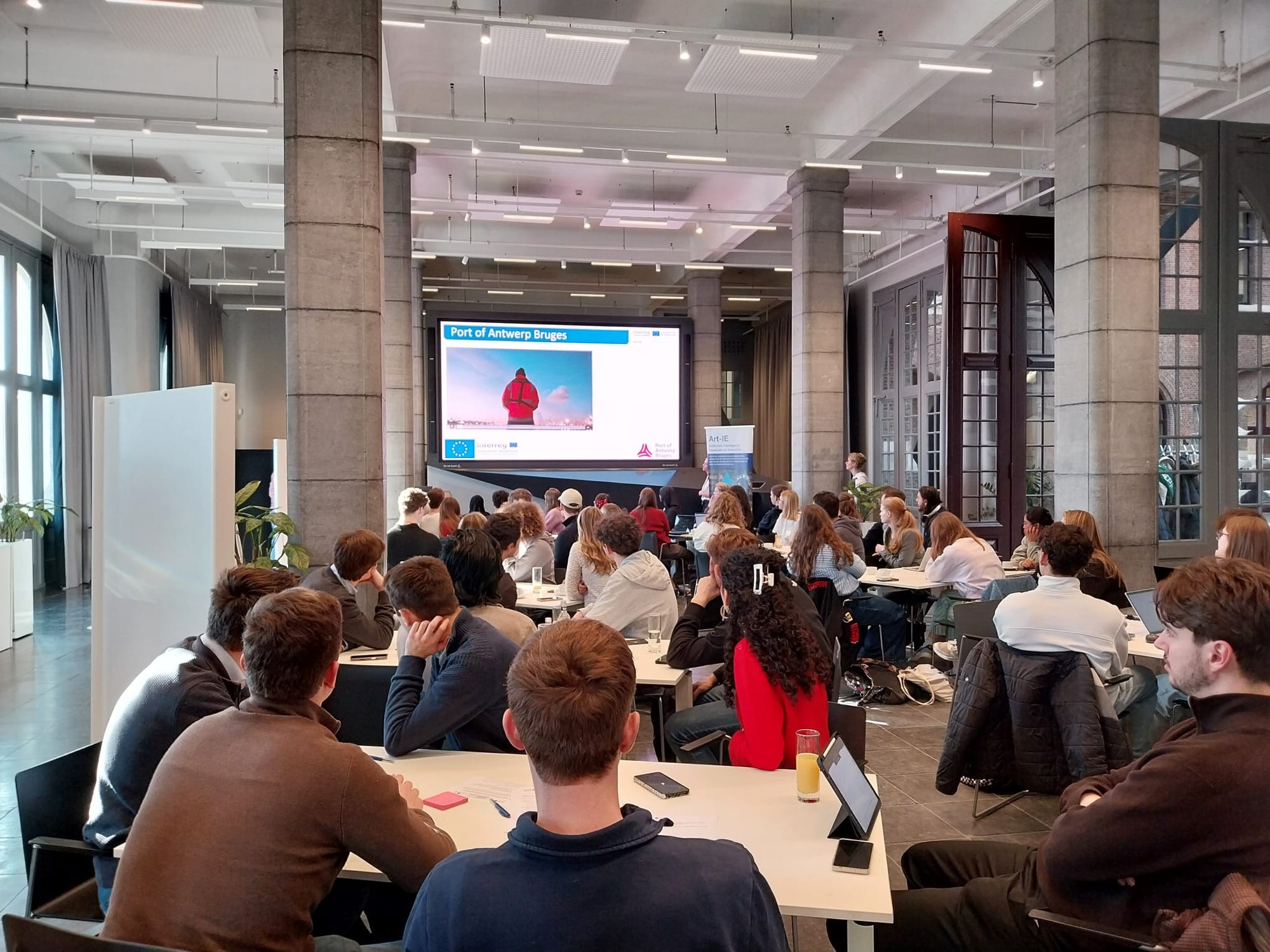 Studenten aan de slag met uitdagingen van havenbedrijven